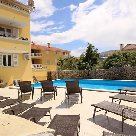 In Mit Eigenem Balkon Baska (Krk)